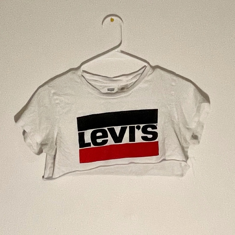 LEVI'S Cropped White Top